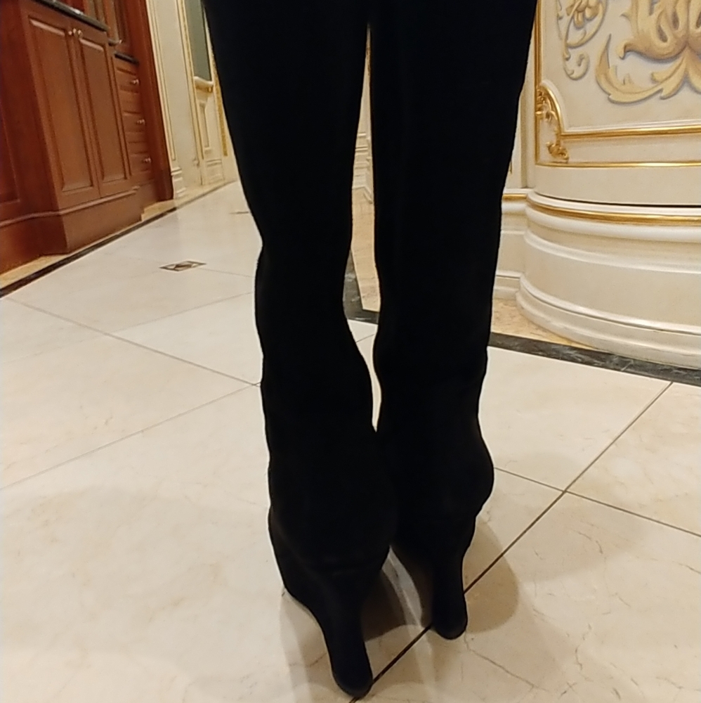 Prada boots - Picture 3 of 4